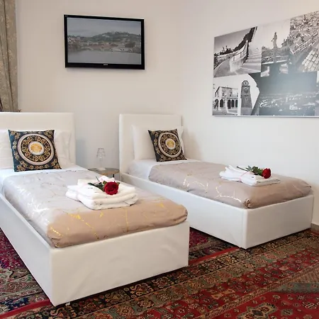 Arena D'intorno Bed & Breakfast *